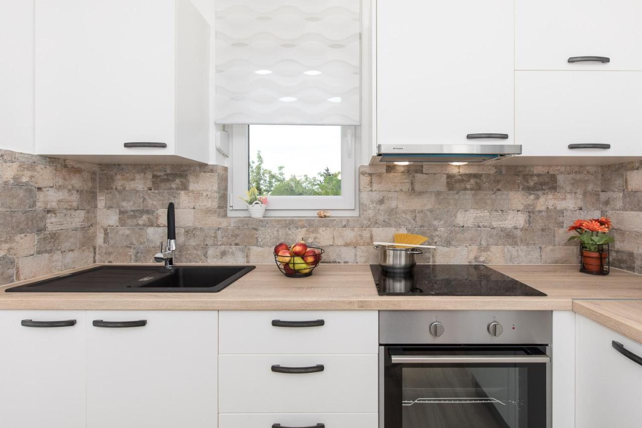 Apartman Jugo Punat Ngoại thất bức ảnh