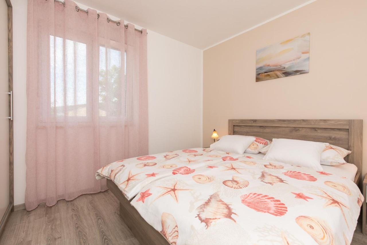 Apartman Jugo Punat Ngoại thất bức ảnh